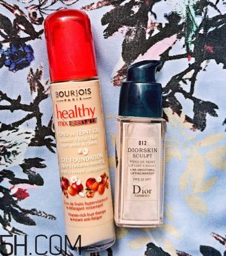 妙巴黎果疗美肌粉底液好用吗?妙巴黎果然和果疗粉底液的区别对比 妙巴黎果疗美肌粉底液好用吗?妙巴黎果然和果疗粉底液的区别对比