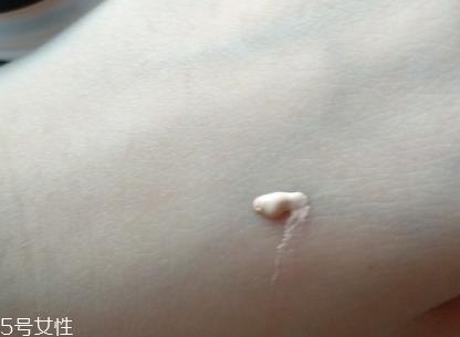 嘉娜宝媚点粉底霜怎么样 嘉娜宝媚点media粉底霜色号 嘉娜宝媚点粉底霜怎么样 嘉娜宝媚点media粉底霜色号