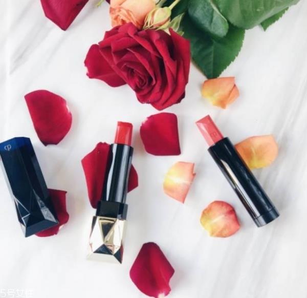 第一次买口红买什么牌子 给你最靓丽的装扮 第一次买口红买什么牌子 给你最靓丽的装扮