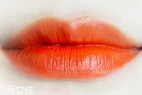 南瓜色口红怎么挑选？十分高级的色彩