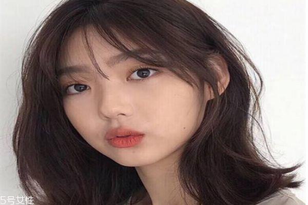 锁骨发怎么剪好看 今年流行的锁骨发