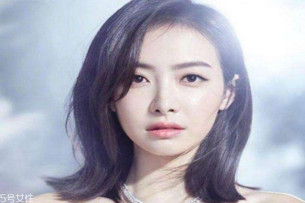 锁骨发怎么剪好看 今年流行的锁骨发