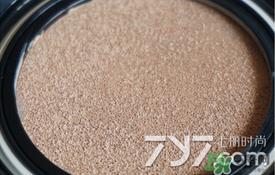 vant气垫cc黑色和白色哪款好？vant36.5气垫cc黑色和白色区别