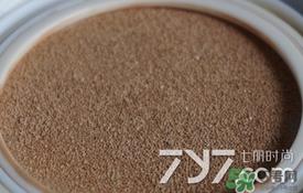 vant气垫cc黑色和白色哪款好？vant36.5气垫cc黑色和白色区别