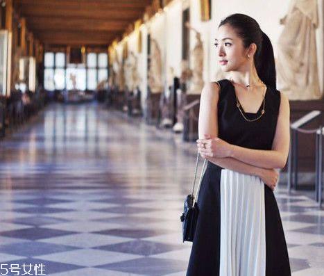 上身瘦下身胖怎么穿衣？穿裙子最遮肉