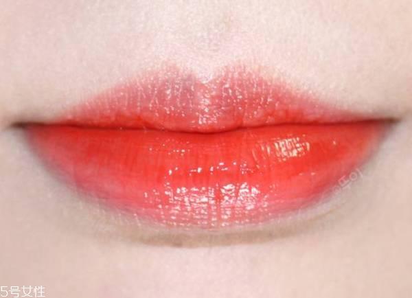 ysl唇釉105和12的区别 圣罗兰ysl唇釉105和12哪个好看 