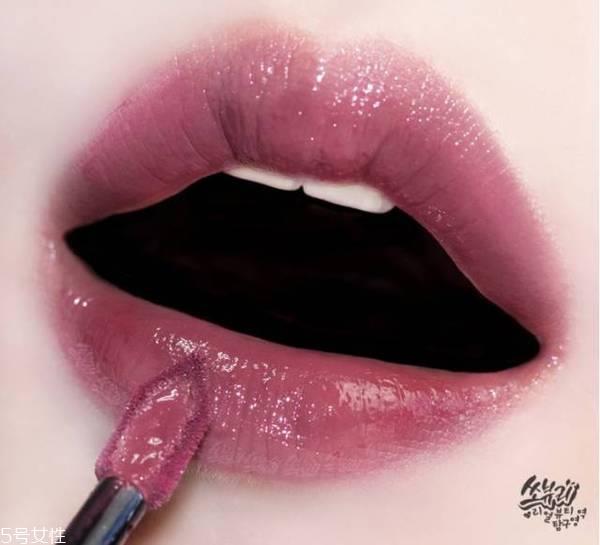 ysl唇釉105和12的区别 圣罗兰ysl唇釉105和12哪个好看 