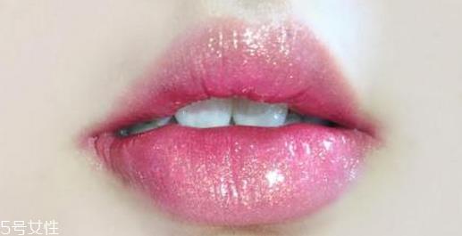 ysl唇釉105和12的区别 圣罗兰ysl唇釉105和12哪个好看 