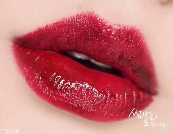 ysl唇釉105和12的区别 圣罗兰ysl唇釉105和12哪个好看 