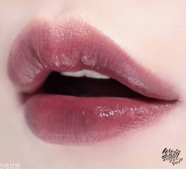 ysl唇釉105和12的区别 圣罗兰ysl唇釉105和12哪个好看 