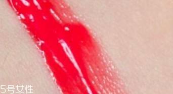 ysl唇釉105和12的区别 圣罗兰ysl唇釉105和12哪个好看 