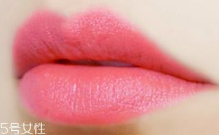 斩男色口红适合的肤色 3款必备斩男蜜桃唇