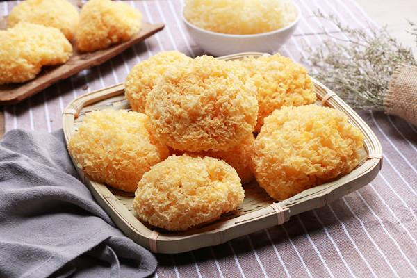 银耳有助于减肥吗 银耳能治疗咳嗽吗 银耳有助于减肥吗 银耳能治疗咳嗽吗