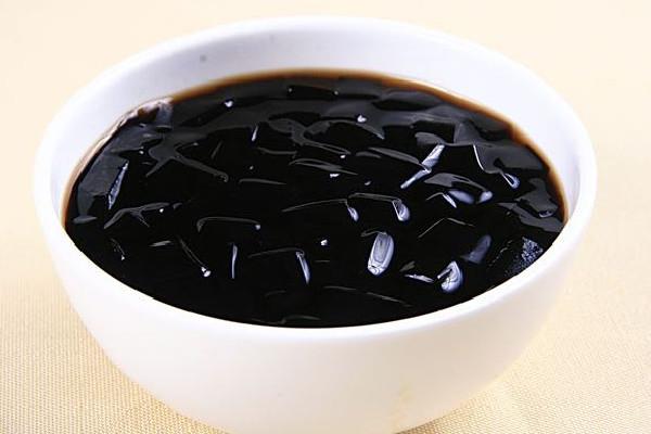 龟苓膏是什么东西 龟苓膏是烧仙草吗 龟苓膏是什么东西 龟苓膏是烧仙草吗