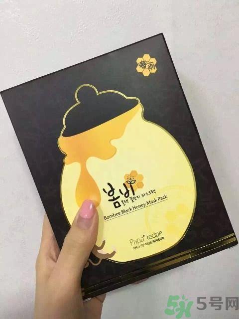 春雨黑蜂蜜面膜真假辨别 春雨黑蜂蜜面膜掉色与精化液颜色 春雨黑蜂蜜面膜真假辨别 春雨黑蜂蜜面膜掉色与精化液颜色
