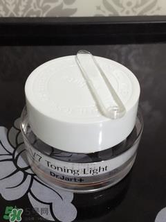 蒂佳婷素颜霜孕妇可以用吗?v7素颜霜孕妇可以用吗 蒂佳婷素颜霜孕妇可以用吗?v7素颜霜孕妇可以用吗