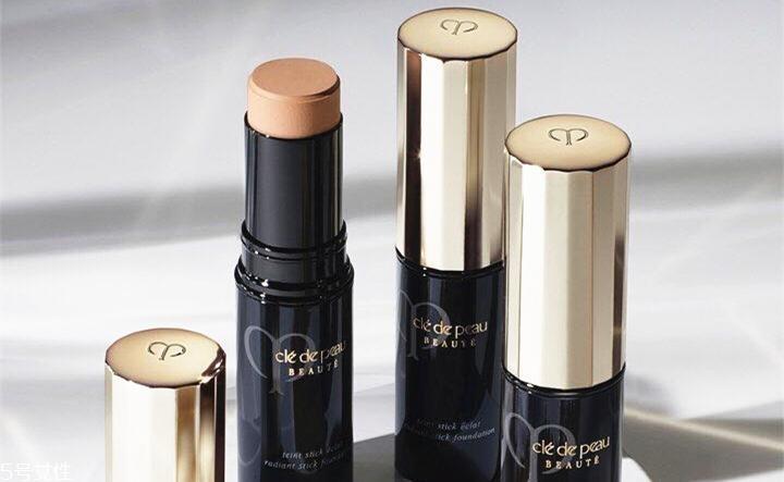 粉底棒哪个牌子好 12款业界最著名粉底棒 粉底棒哪个牌子好 12款业界最著名粉底棒