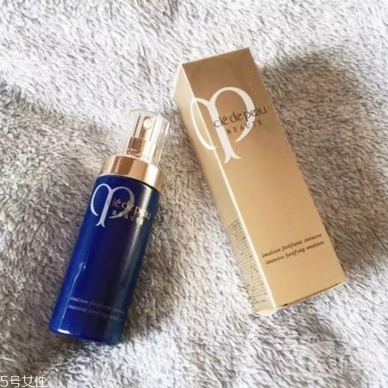 日本保湿又补水的乳液有哪些 款款都值得回购 日本保湿又补水的乳液有哪些 款款都值得回购