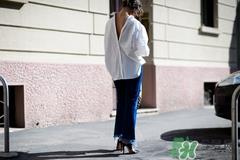 衬衫反着穿好看吗 衬衫反穿图片 衬衫反着穿好看吗 衬衫反穿图片