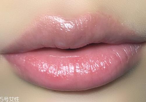 口红到底是沾杯好还是不沾杯好 看个人需求 口红到底是沾杯好还是不沾杯好 看个人需求