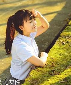 学生怎么扎马尾有气质 简单又漂亮学生马尾辫扎法 学生怎么扎马尾有气质 简单又漂亮学生马尾辫扎法