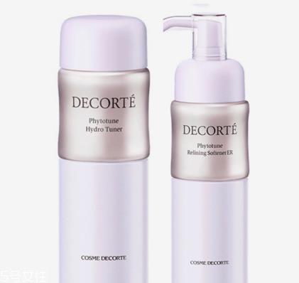 油痘皮夏天用什么水乳 6款夏日油痘肌水乳推荐 油痘皮夏天用什么水乳 6款夏日油痘肌水乳推荐