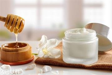 夏天用什么护肤品清爽 夏天比较清爽的护肤品 夏天用什么护肤品清爽 夏天比较清爽的护肤品