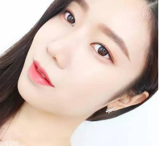 日常妆容的基本步骤 初学者必备日常妆容 日常妆容的基本步骤 初学者必备日常妆容