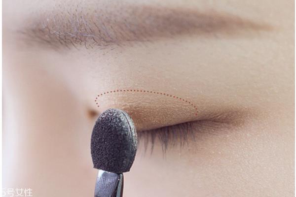 日常妆容的基本步骤 初学者必备日常妆容 日常妆容的基本步骤 初学者必备日常妆容