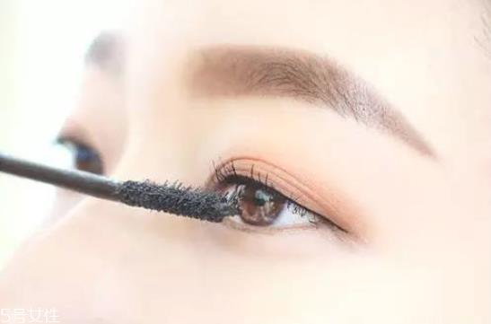 日常妆容的基本步骤 初学者必备日常妆容 日常妆容的基本步骤 初学者必备日常妆容