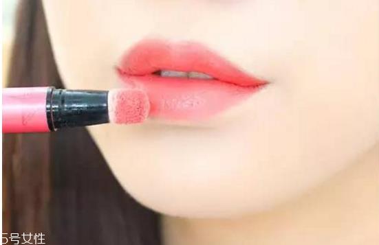 日常妆容的基本步骤 初学者必备日常妆容 日常妆容的基本步骤 初学者必备日常妆容