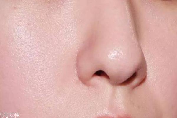 毛孔紧致精华液哪个牌子好 收缩毛孔精华液推荐 毛孔紧致精华液哪个牌子好 收缩毛孔精华液推荐