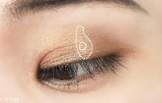 春天妆容怎么画 春季日常眼妆教程 春天妆容怎么画 春季日常眼妆教程