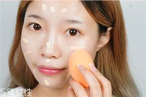 春天妆容怎么画 春季日常眼妆教程 春天妆容怎么画 春季日常眼妆教程