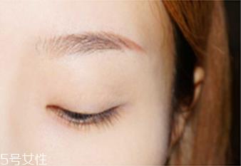 春天妆容怎么画 春季日常眼妆教程 春天妆容怎么画 春季日常眼妆教程
