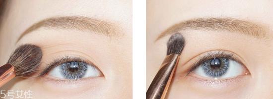 粉紫色眼妆教程 立体混血眼妆的画法