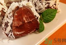 巧克力可以和牛奶一起吃吗?巧克力能和牛奶同吃吗? 巧克力可以和牛奶一起吃吗?巧克力能和牛奶同吃吗?