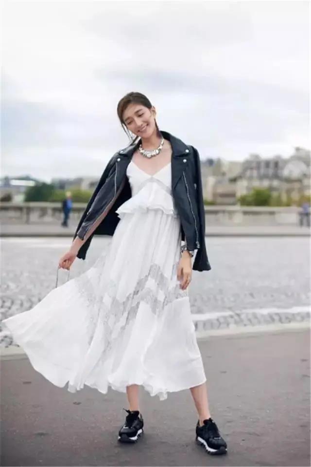生活小个子女生适合穿多长的裙子（小个子女生适合裙子类型）  7