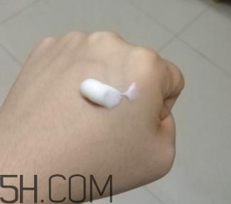 兰芝多效洁颜膏成分是什么?适合干皮吗? 兰芝多效洁颜膏成分是什么?适合干皮吗?