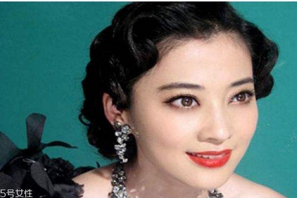 老上海复古发型怎么做 复古上海滩发型女 老上海复古发型怎么做 复古上海滩发型女