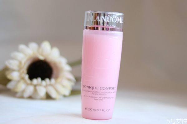 兰蔻粉水适合油皮使用吗 油皮可以使用兰蔻粉水吗 兰蔻粉水适合油皮使用吗 油皮可以使用兰蔻粉水吗