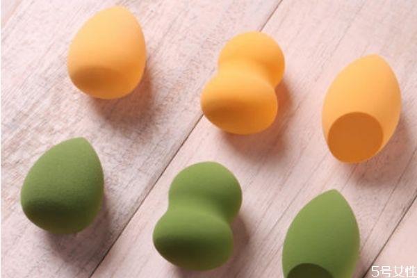 美妆蛋除了涂粉底液还可以干什么 美妆蛋的具体使用方法 美妆蛋除了涂粉底液还可以干什么 美妆蛋的具体使用方法