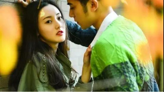 嫌女朋友打游戏菜她生气了怎么哄