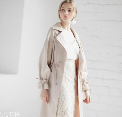 如何挑选风衣？这些款式穿10年不过时