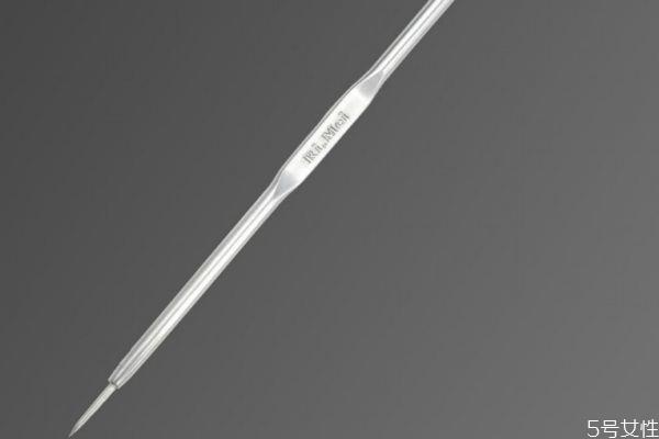 怎样去粉刺最快最有效 脸上的粉刺一定要挑出来吗 怎样去粉刺最快最有效 脸上的粉刺一定要挑出来吗