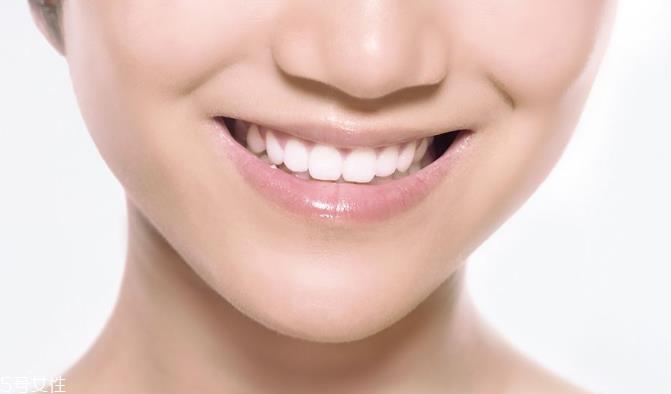 牙膏洁净剂有哪些 2种成分会加重口腔溃疡 牙膏洁净剂有哪些 2种成分会加重口腔溃疡