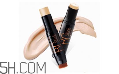 用粉底液之前用什么打底?粉底棒和粉底液的区别 用粉底液之前用什么打底?粉底棒和粉底液的区别