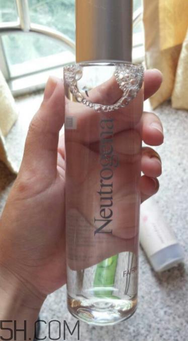 露得清保湿亮肤液怎么样？露得清保湿亮肤液好用吗？