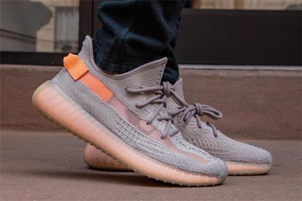 yeezy 350欧洲限定真假对比 椰子350欧洲限定真假鉴定 yeezy 350欧洲限定真假对比 椰子350欧洲限定真假鉴定
