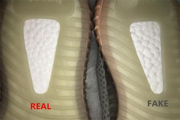 yeezy 350欧洲限定真假对比 椰子350欧洲限定真假鉴定 yeezy 350欧洲限定真假对比 椰子350欧洲限定真假鉴定
